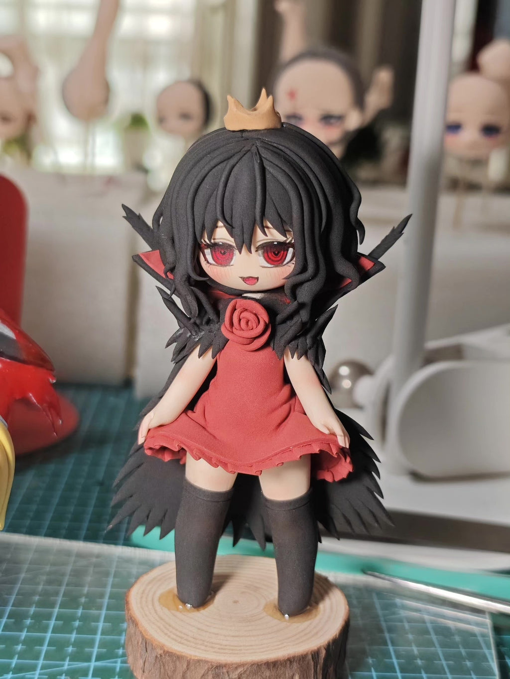 10cm Black Souls 2 Lorina Handmade Clay Model with Dust Cover