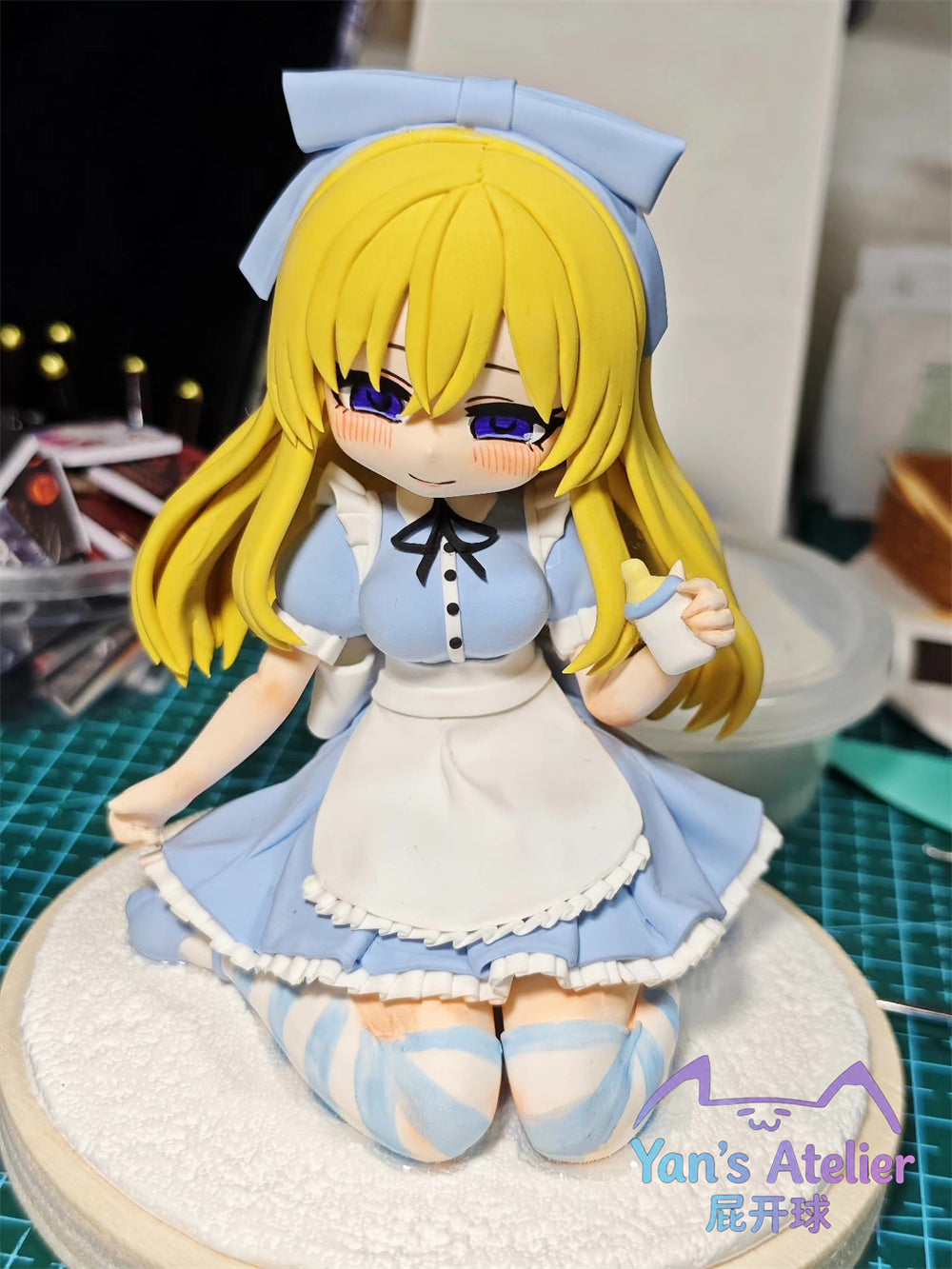 10cm Black Souls 2 Alice Handmade Clay Model with Dust Cover