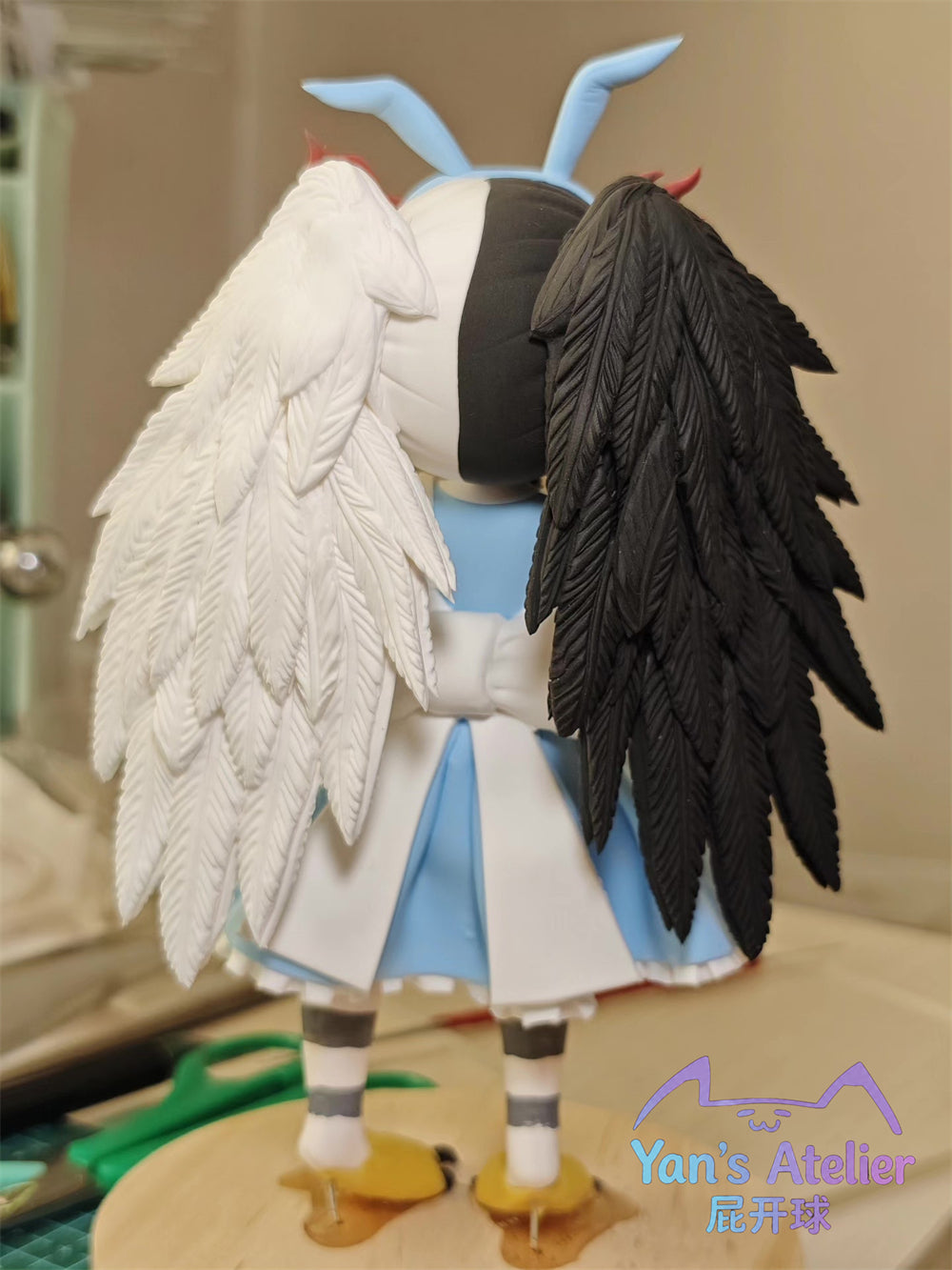18cm Black Souls 2 Mad Bird Jubjub Handmade Clay Model with Dust Cover